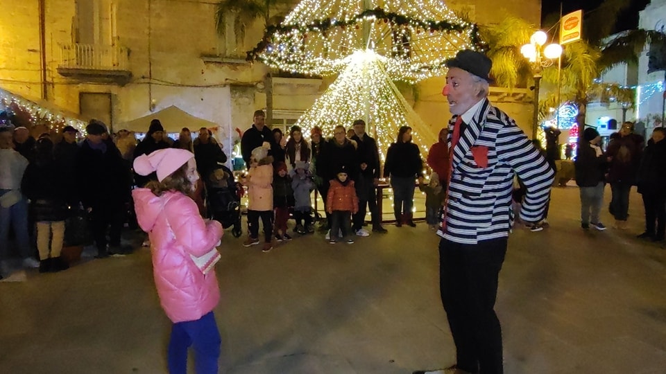 Clown-matisse-artisti-di-strada-puglia (11)