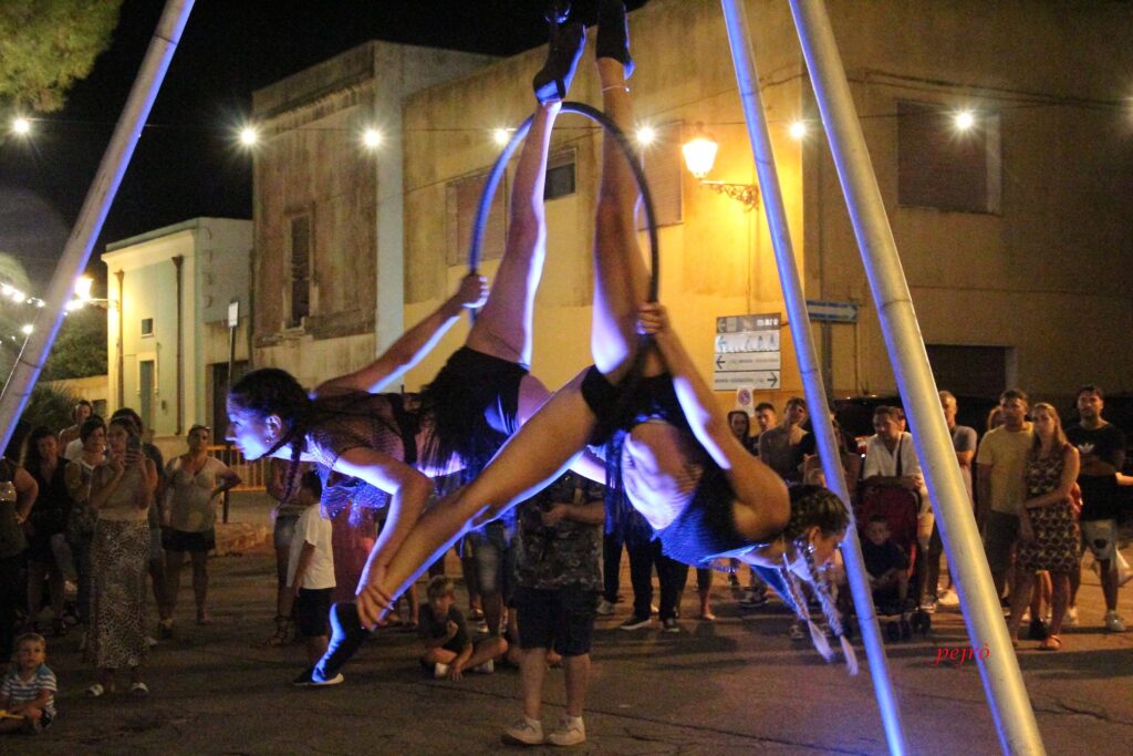 Gallery Acrobatica Aerea Aerial Hoop Duo