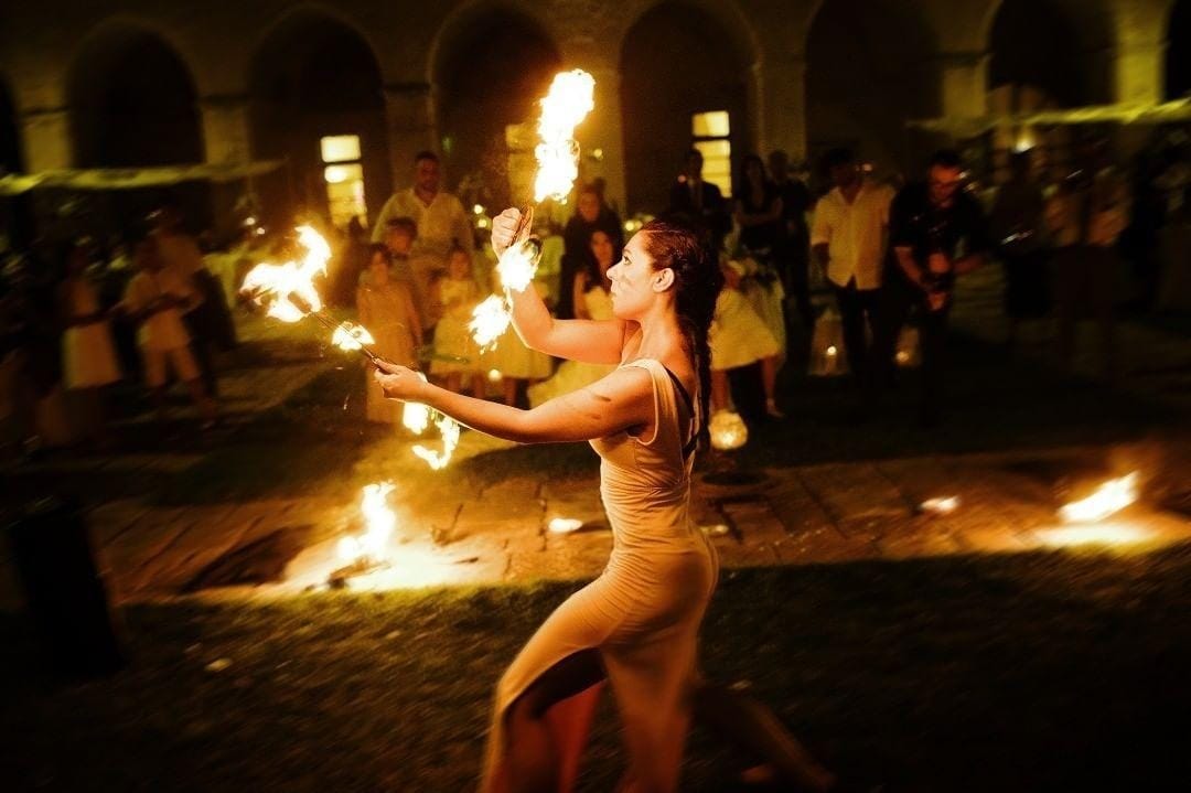 LA DANZA DEL FUOCO