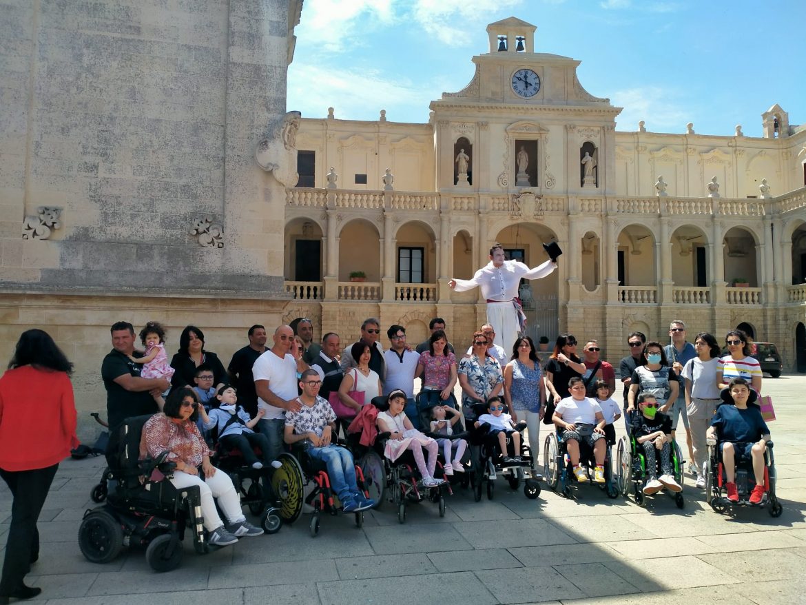 Lecce CuoreAmico ecco le nuove auto per i bimbi