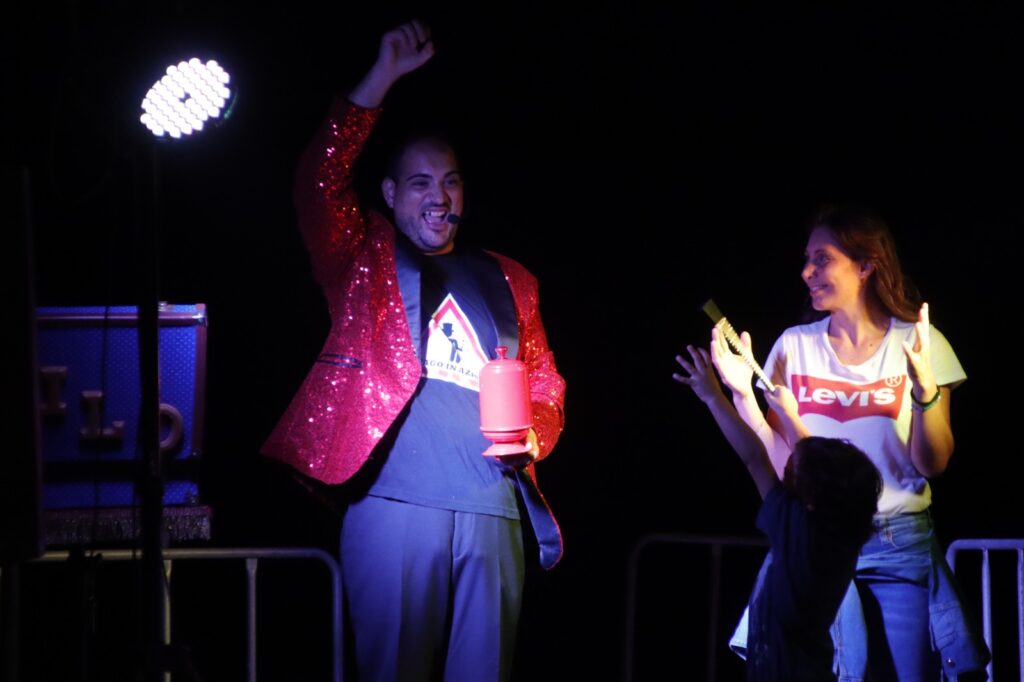 milo-magic-comici-show-artistidistrada-puglia-Lecce-brindisi-taranto-11-1024x682