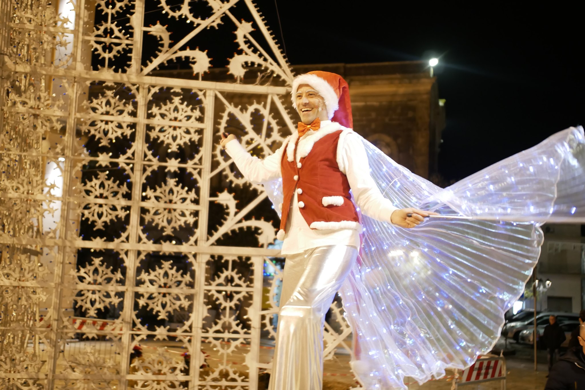 trampoliere-mister-kismet-artistidistrada-puglia-open-circus-puglia-japigia-weddingù (7)