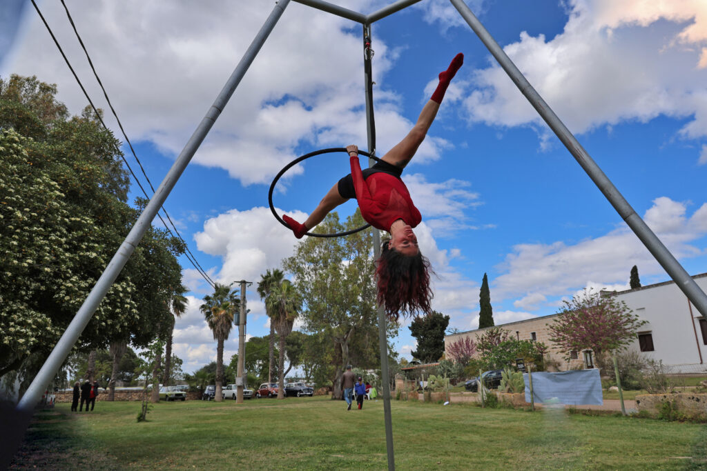 Acrobatica Aerea con Cerchio in Puglia