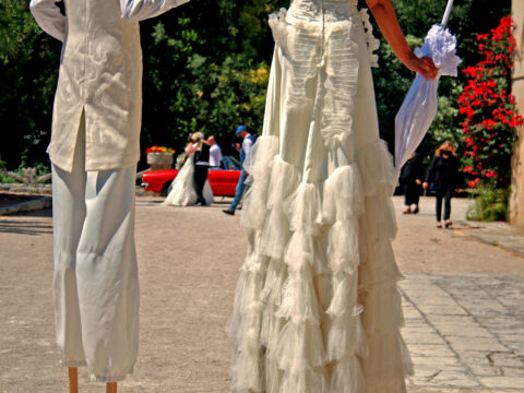 Trampolieri Sposo Sposa - Artisti di strada Puglia Matrimonio - RICEVIMENTI NEW LIONS - Barletta
