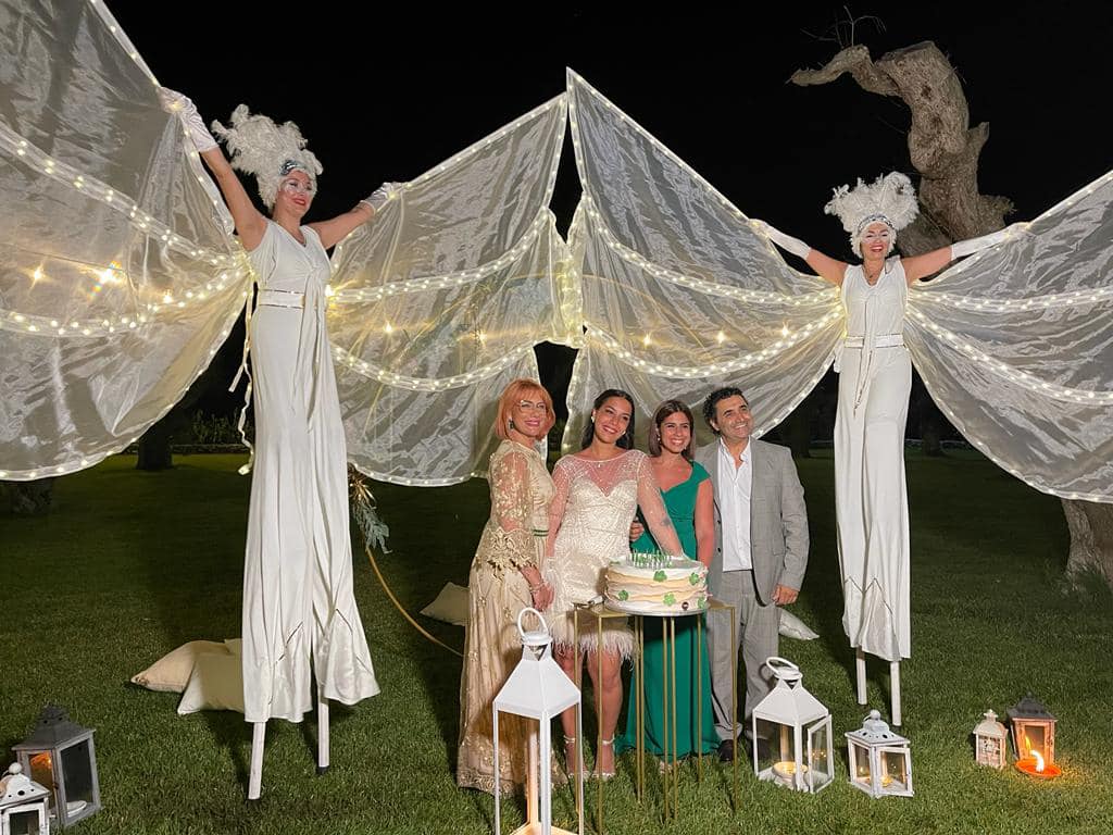 Taglio Torta con Coreografia di Bolle di sapone - Matrimonio Travolgente -  Animazione Matrimoni. 