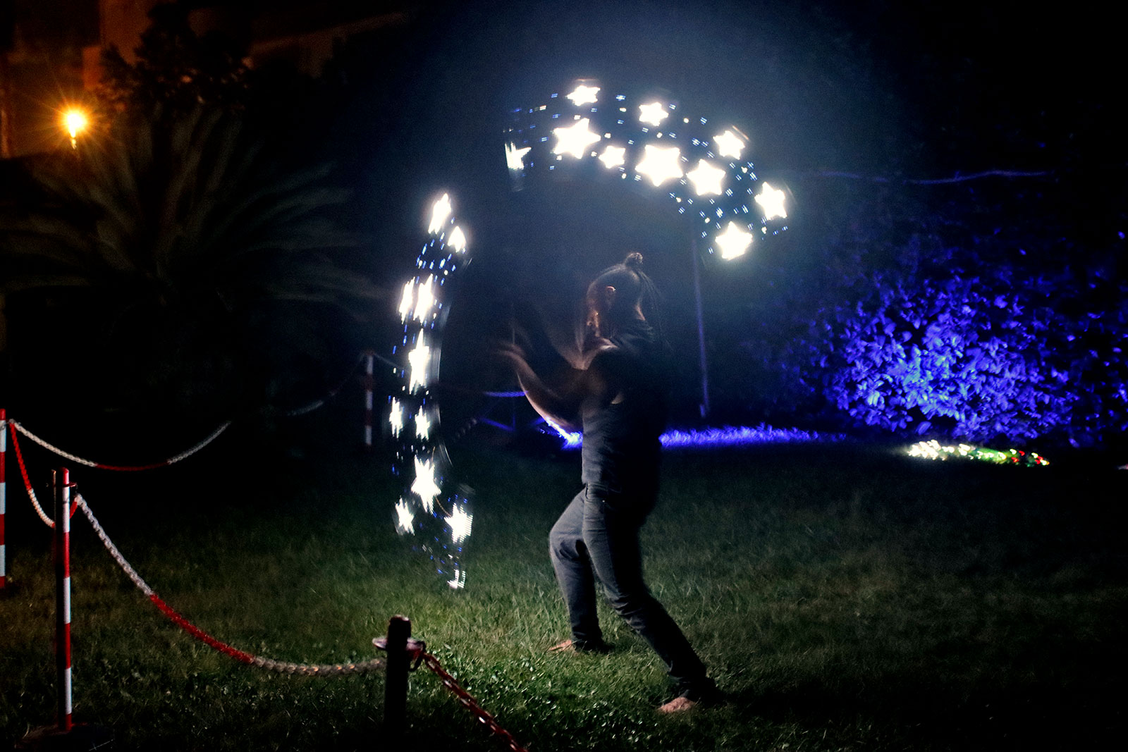 maori-giocoleria-led-luminosa-artistidistrada-puglia-open-circus-puglia-japigia-wedding (14)