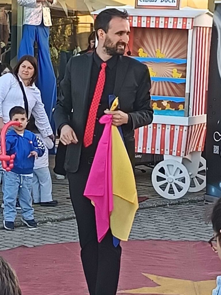 mago-comico-puglia-artistidistrada-puglia mago-comico-puglia-artistidistrada-puglia