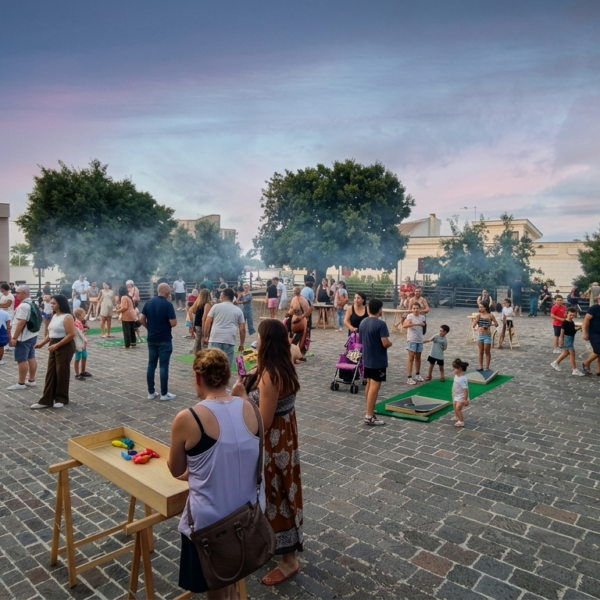 villaggio-dei-balocchi-noleggio-giochi-in-legno-lecce-brindisi-taranto-lella-bretella (3) villaggio-dei-balocchi-noleggio-giochi-in-legno-lecce-brindisi-taranto-lella-bretella (3)