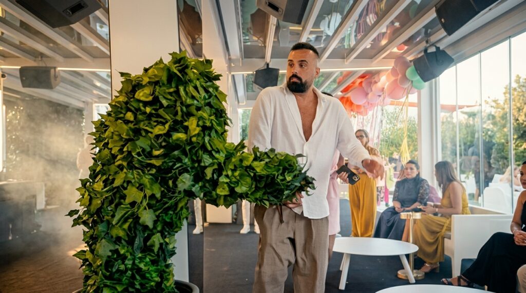 Guida completa al bushman prank (scherzo della pianta): tecniche di mimetismo, tempistiche, varianti creative e consigli pratici per realizzare uno scherzo indimenticabile a feste o in luoghi pubblici, con sicurezza e stile.