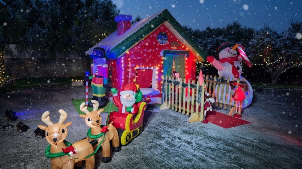Villaggio natalizio in Salento con animazione elfica, area polare, renne, foto con Babbo Natale e laboratori per famiglie e scolaresche. Magia e divertimento nel cuore del Sud.